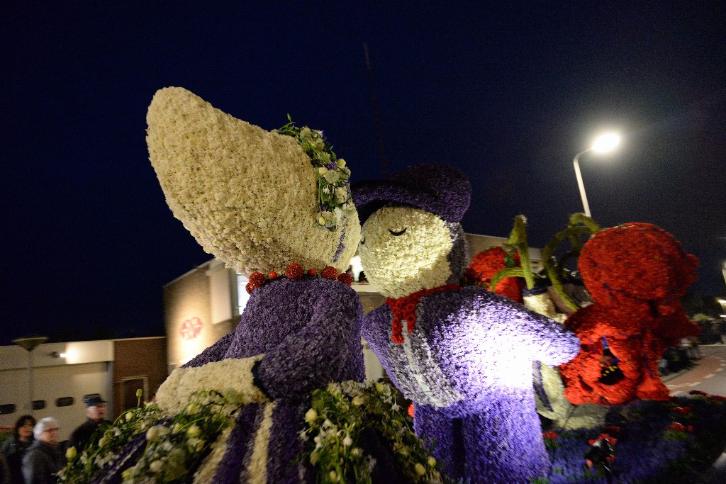 ../Images/Bloemencorso Noordwijkerhout 299.jpg